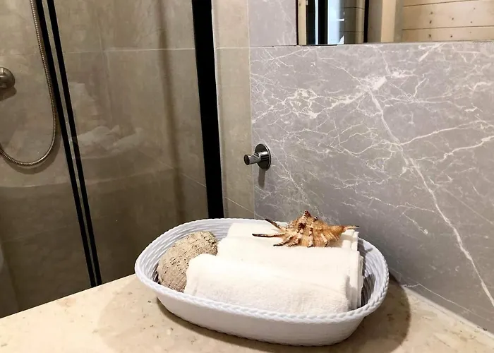 Mlynska - Drewniany, Caloroczny Dom W Sosnowym Lesie بيت للعطل *