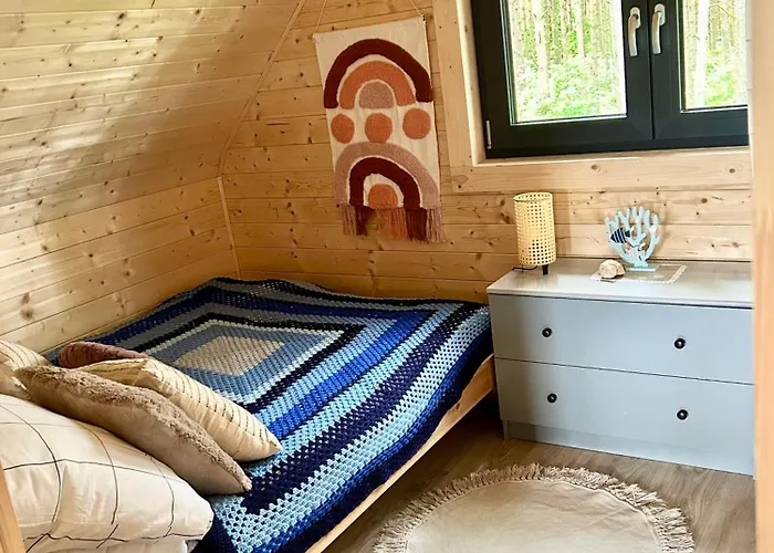 Mlynska - Drewniany, Caloroczny Dom W Sosnowym Lesie بيت للعطل