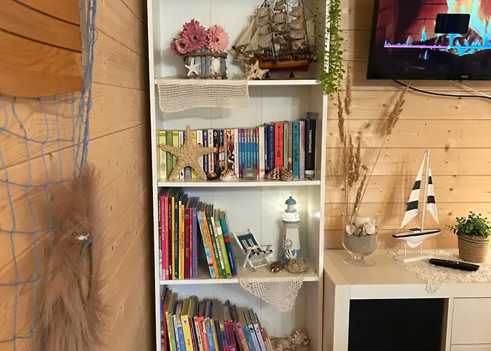 بيت للعطل Mlynska - Drewniany, Caloroczny Dom W Sosnowym Lesie Czarny Mlyn